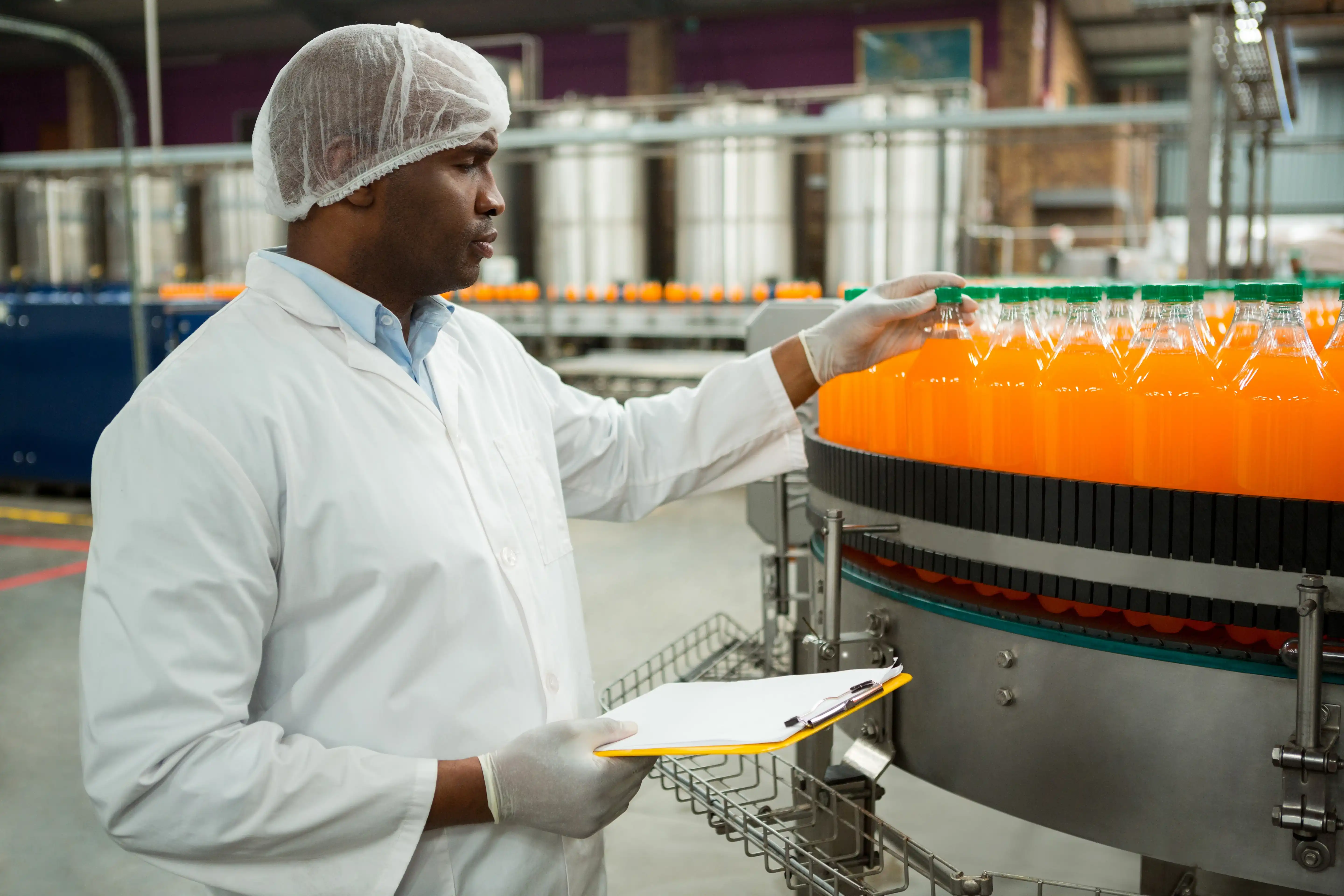 FMCG manufacturing IoT solutions for automated inventory management and compliance tracking
